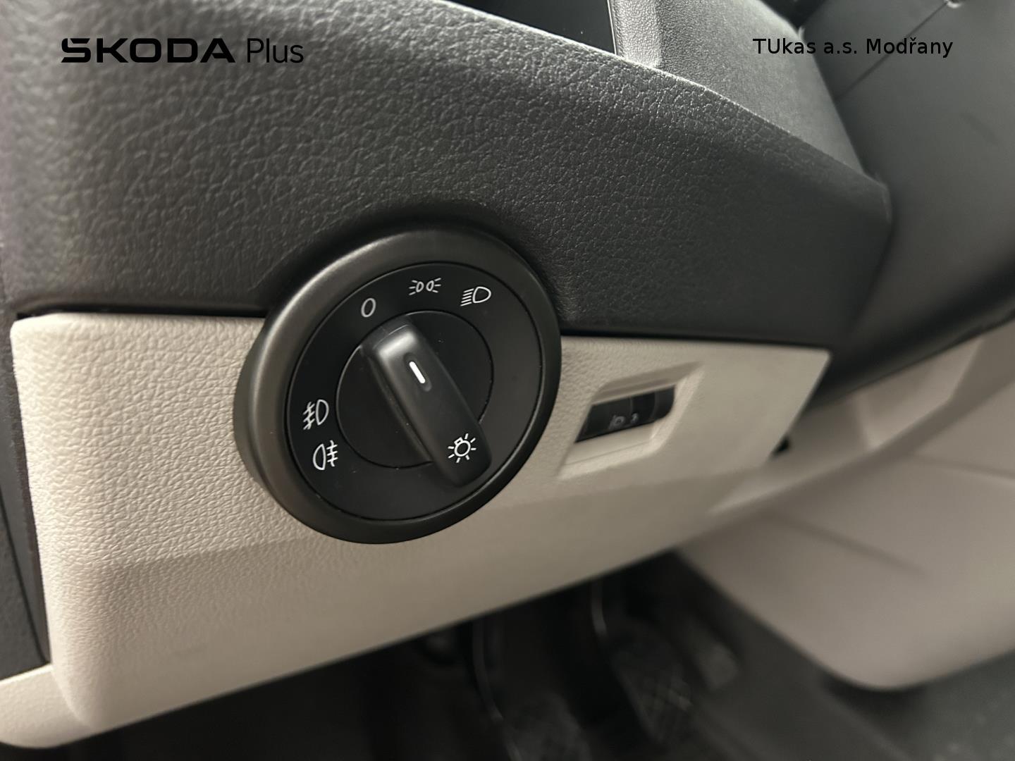 Volkswagen Transporter - skříňový vůz 
