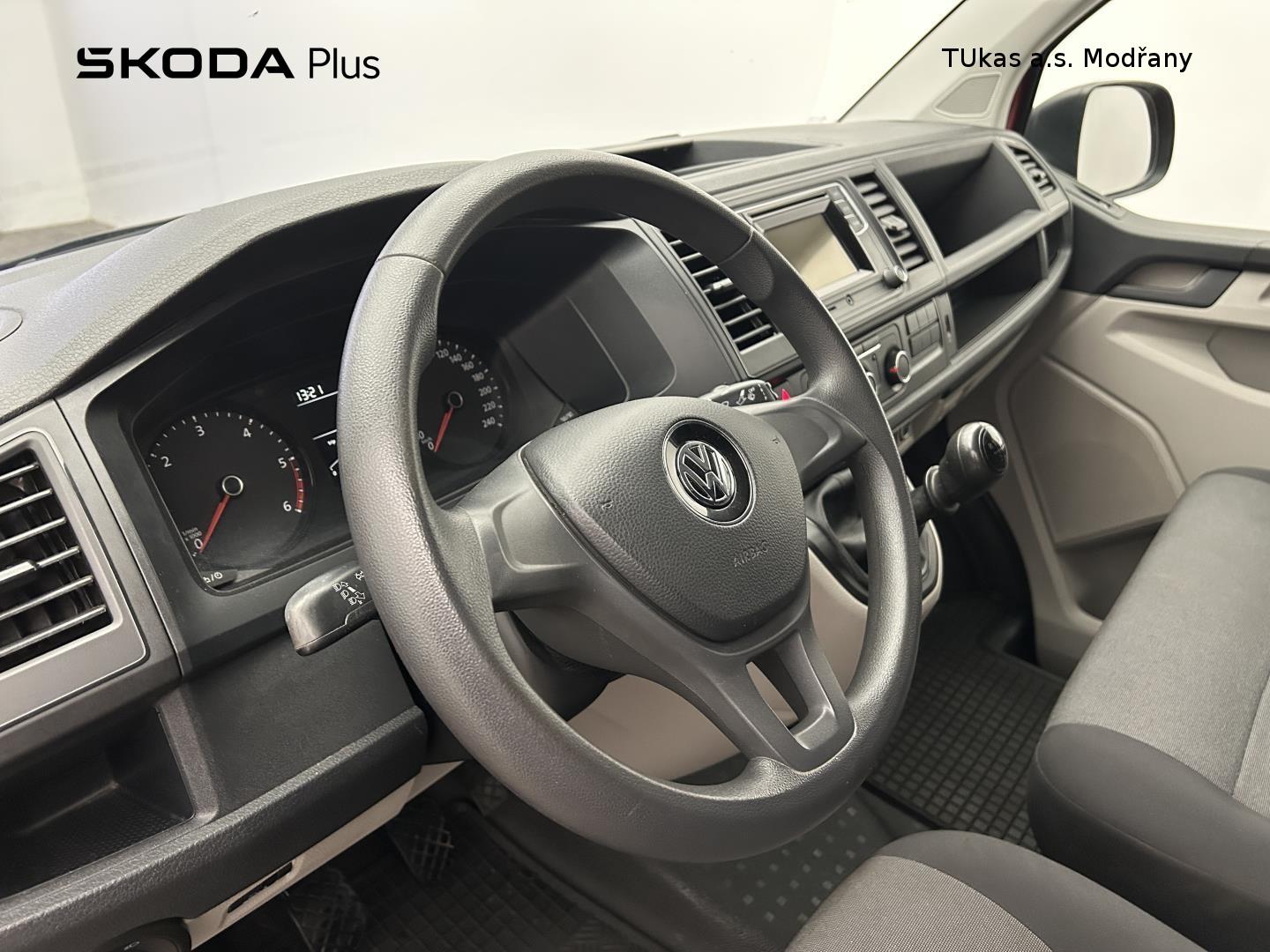Volkswagen Transporter - skříňový vůz 