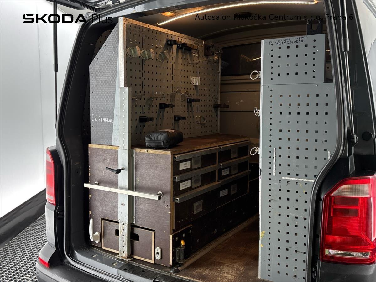 Volkswagen Transporter Kombi