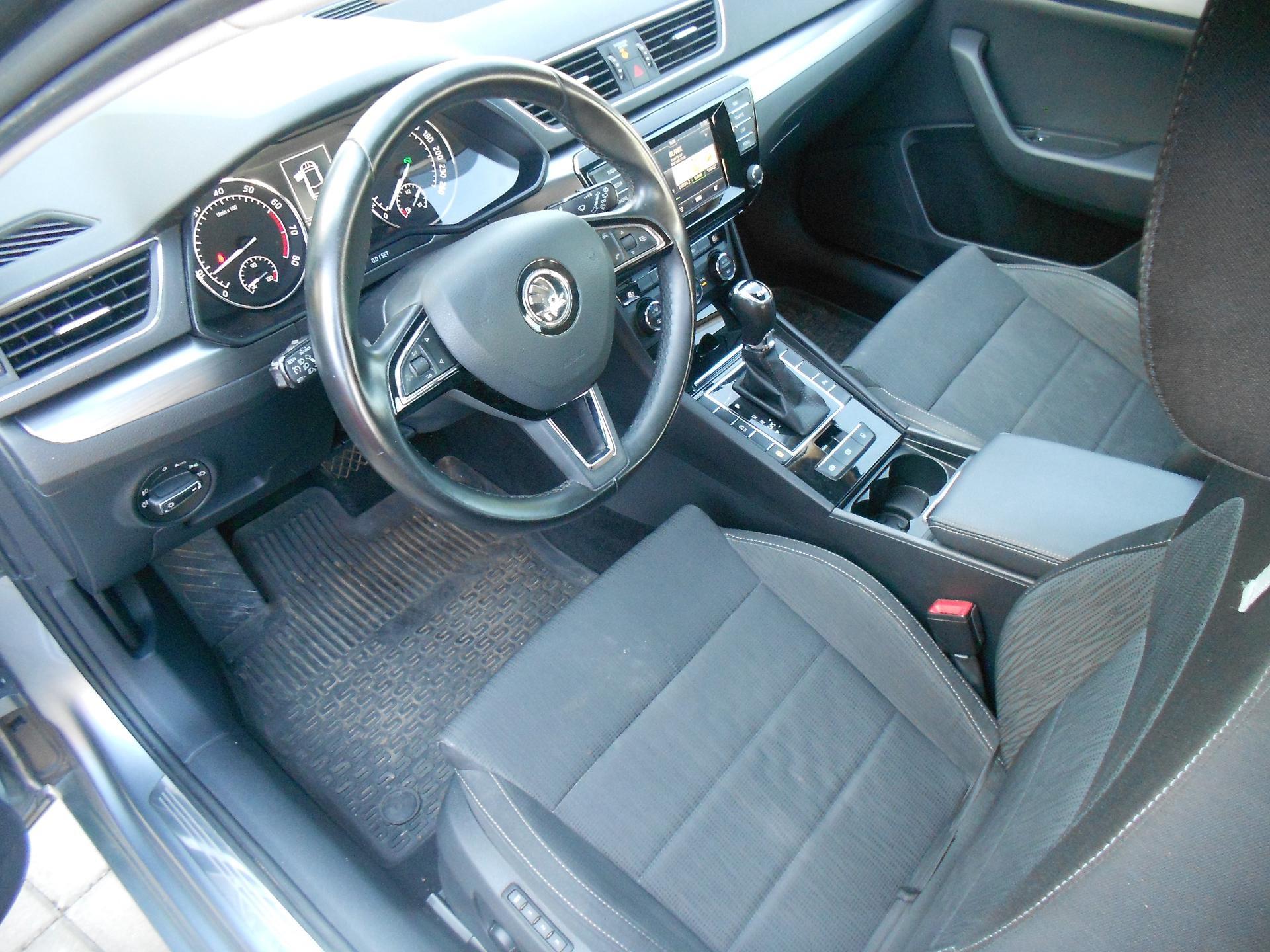 Škoda Superb