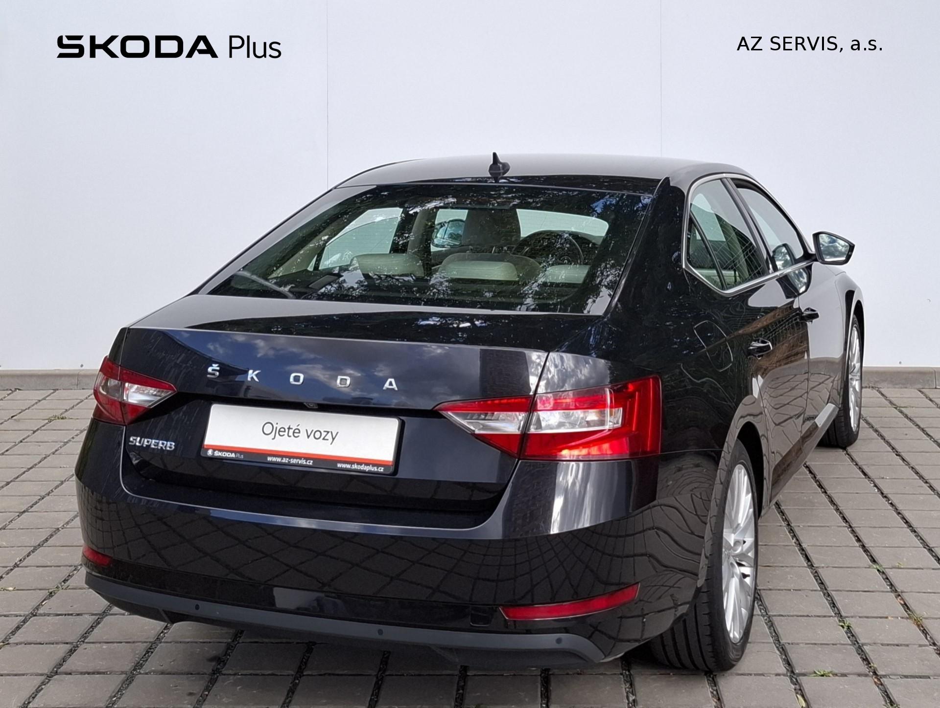 Škoda Superb