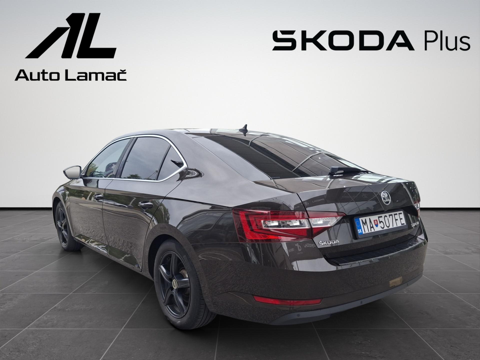 Škoda Superb