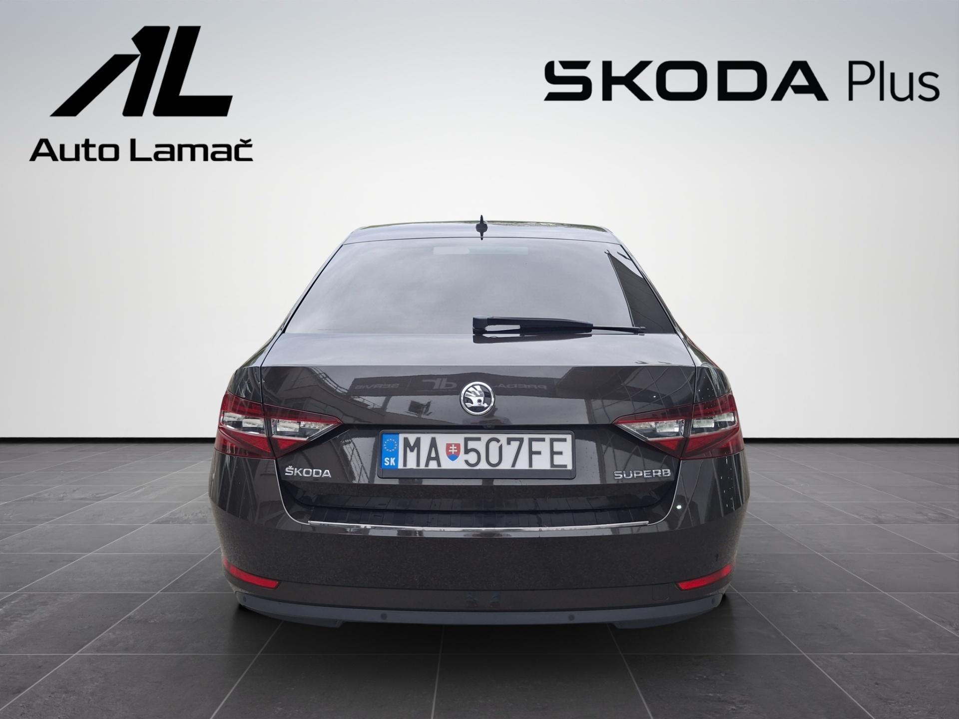 Škoda Superb
