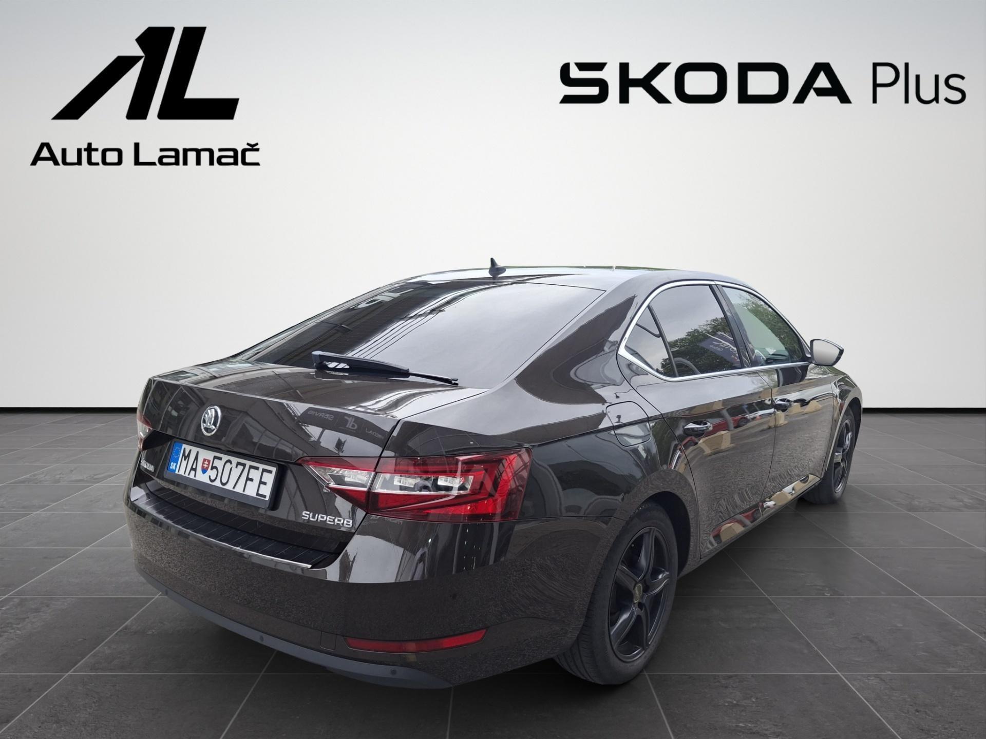 Škoda Superb