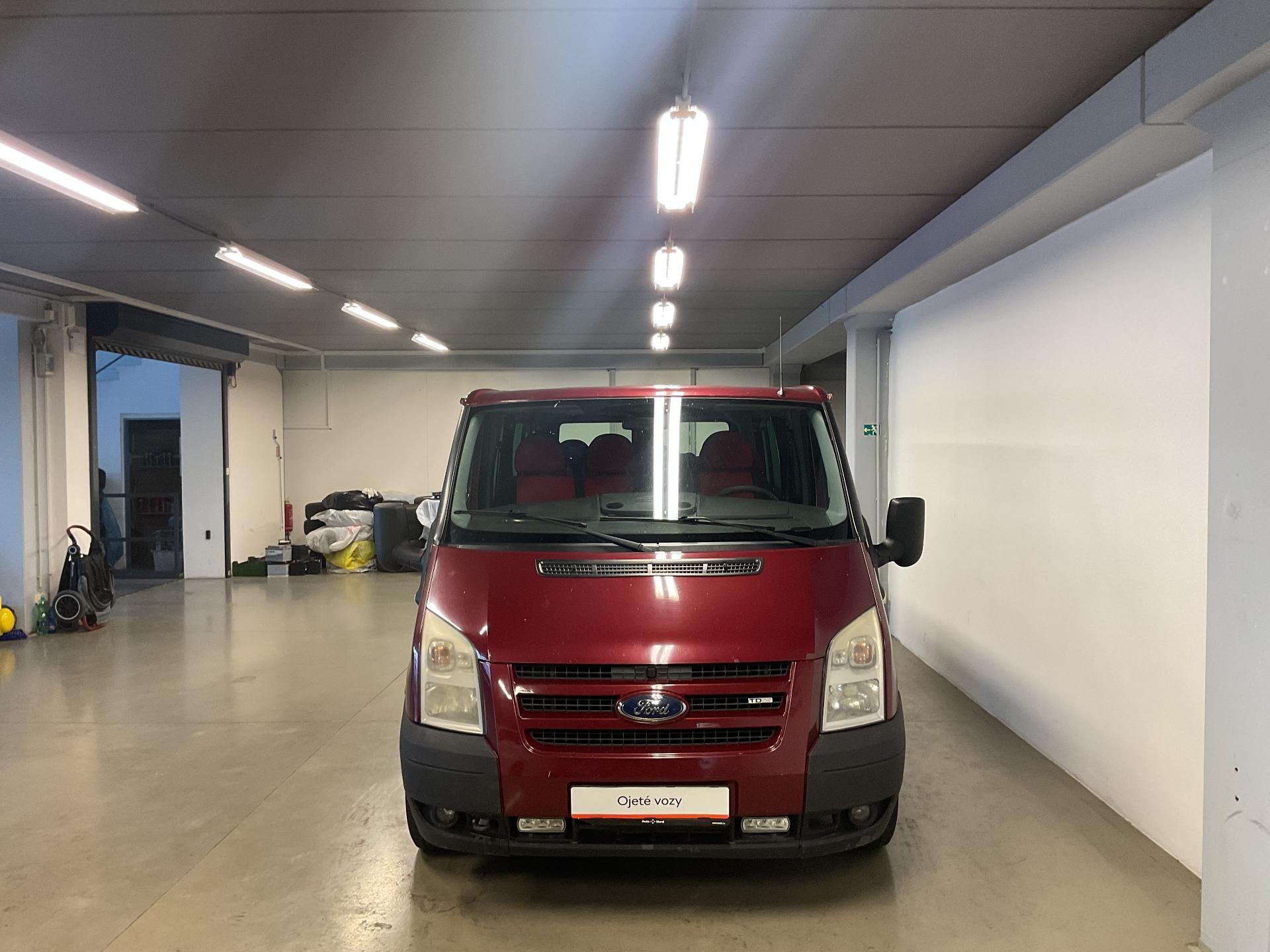 Ford Transit (osobní)