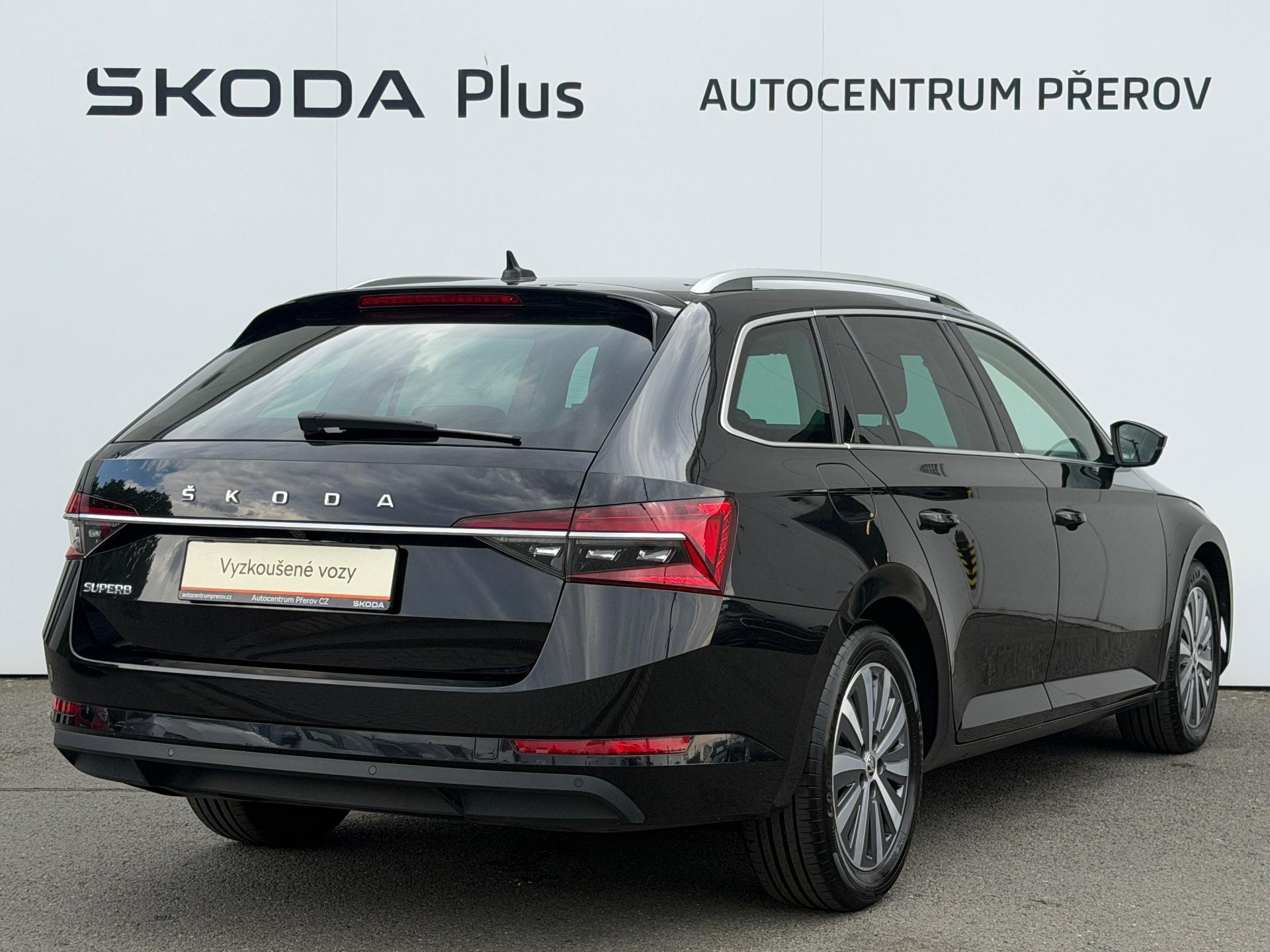 Škoda Superb