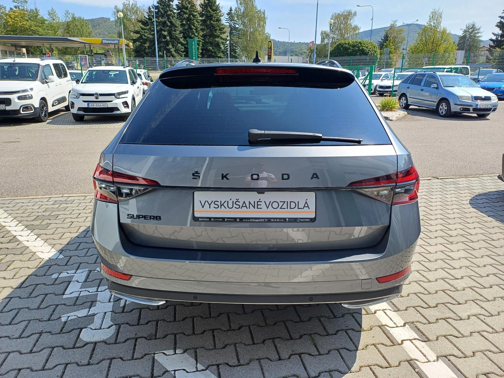 Škoda Superb
