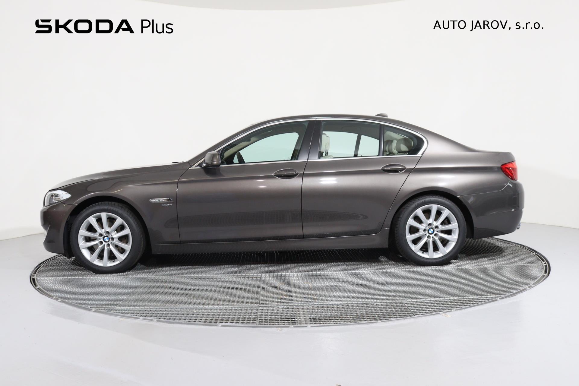 BMW 525