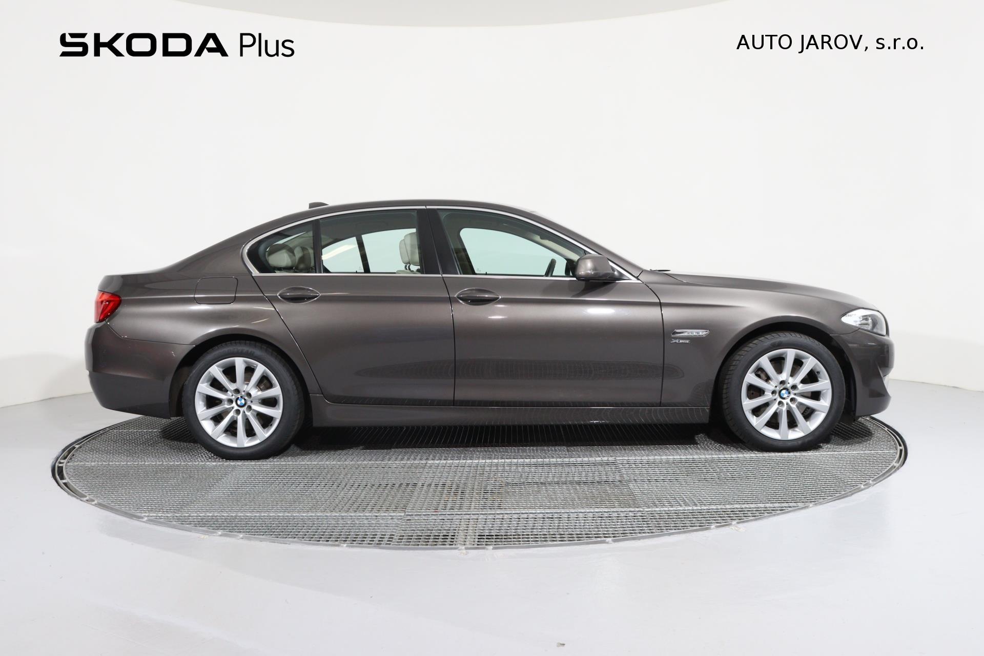 BMW 525