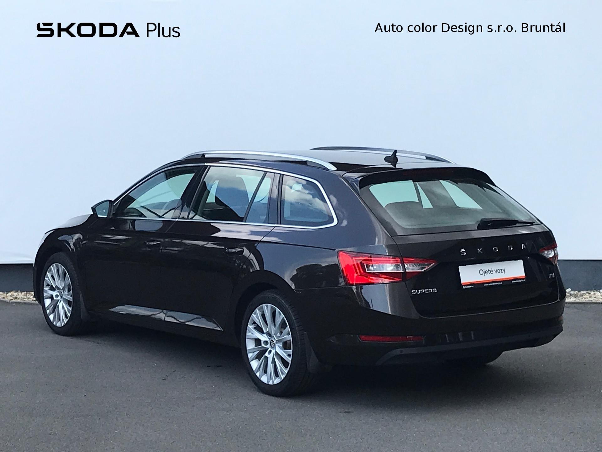 Škoda Superb iV