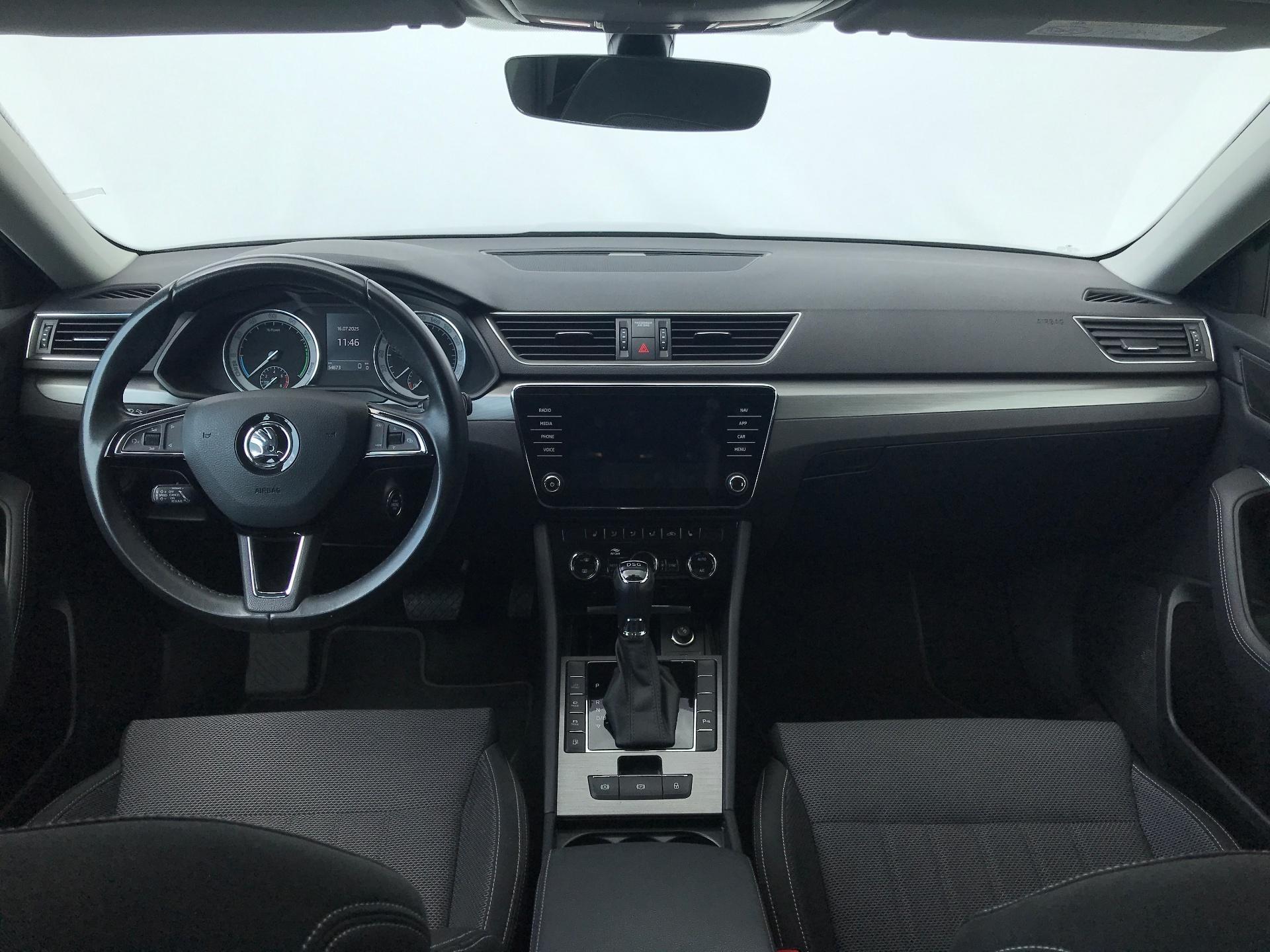 Škoda Superb iV